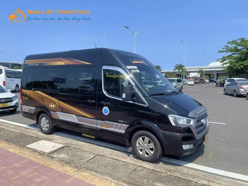 Luxury 9-seater VIP DCar Limousine for private Cam Ranh Airport transfer to Nha Trang hotels and resorts